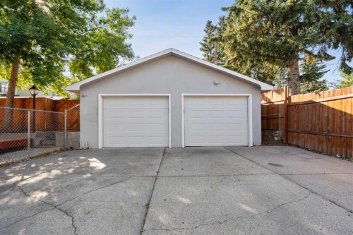 15 Hunter Street Nw, Calgary, AB 