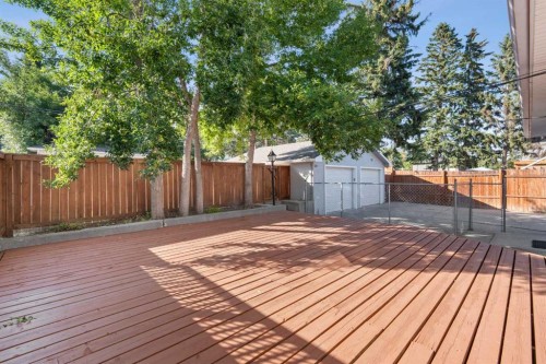15 Hunter Street Nw, Calgary, AB 