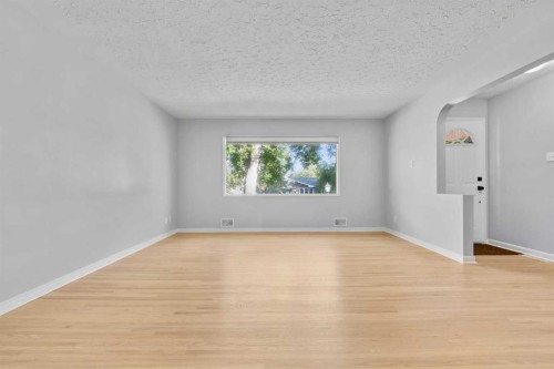 15 Hunter Street Nw, Calgary, AB 