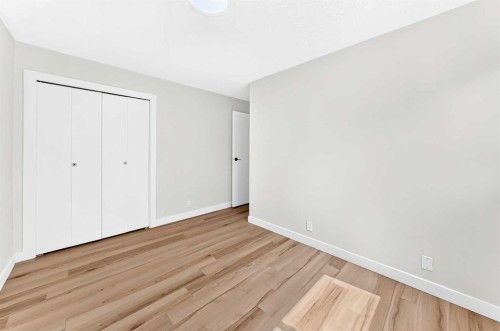 28 Whiteram Close Ne, Calgary, AB - Indoor Photo Showing Other Room