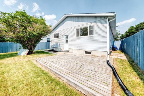 28 Whiteram Close Ne, Calgary, AB - Outdoor With Exterior