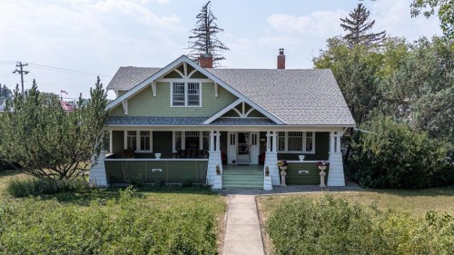 4309 2 Street West, Claresholm, AB - Outdoor With Facade