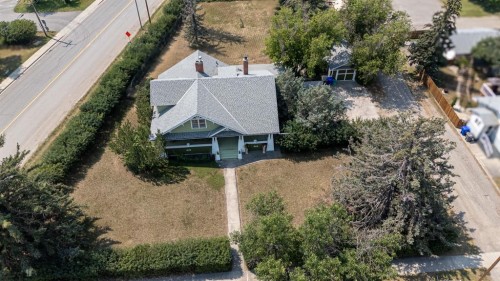 4309 2 Street West, Claresholm, AB - Outdoor