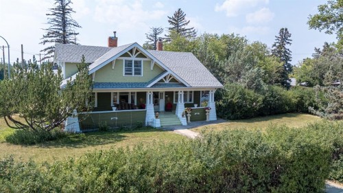 4309 2 Street West, Claresholm, AB - Outdoor With Facade