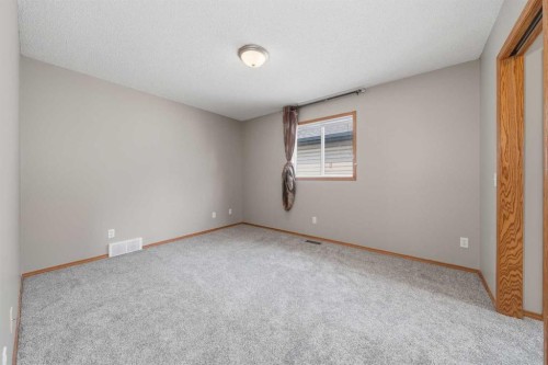 142 Arbour Meadows Close Nw, Calgary, AB - Indoor Photo Showing Other Room