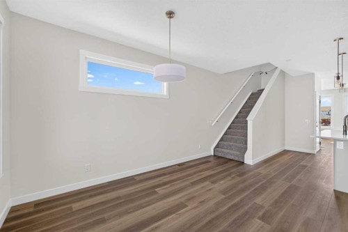 138 Starling Boulevard Nw, Calgary, AB - Indoor