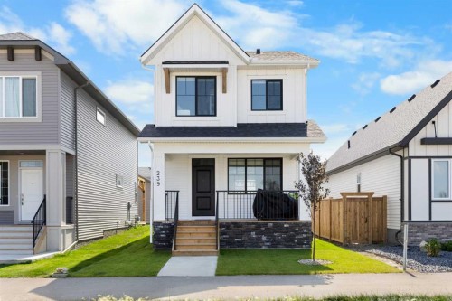 239 Vista Road  Crossfield, AB T0M 0S0