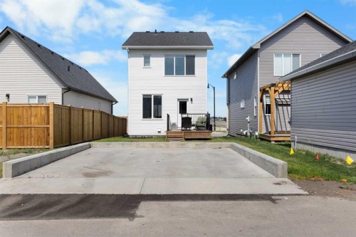 239 Vista Road, Crossfield, AB - Outdoor With Exterior