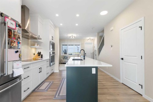 239 Vista Road, Crossfield, AB - Indoor Photo Showing Kitchen With Upgraded Kitchen