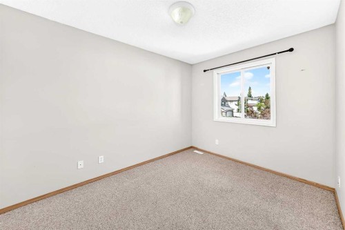 87 Citadel Peak Circle Nw, Calgary, AB - Indoor Photo Showing Other Room