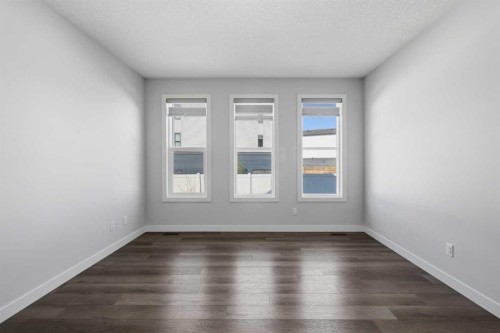 71 Belvedere Green Se, Calgary, AB - Indoor Photo Showing Other Room