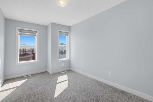71 Belvedere Green Se, Calgary, AB - Indoor Photo Showing Other Room