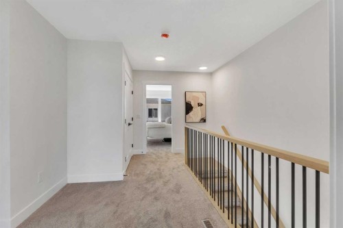 203-8850 48 Street Ne, Calgary, AB - Indoor Photo Showing Other Room