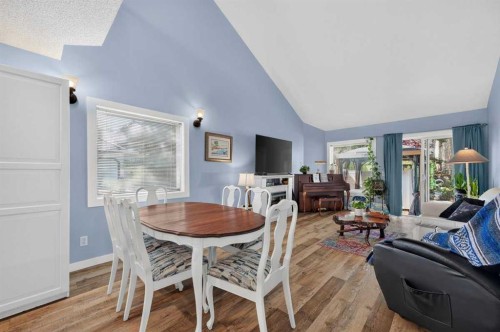 61 Somervale Point Sw, Calgary, AB - Indoor Photo Showing Other Room