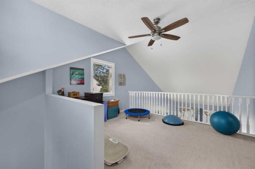 61 Somervale Point Sw, Calgary, AB - Indoor Photo Showing Other Room