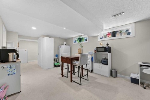 61 Somervale Point Sw, Calgary, AB - Indoor