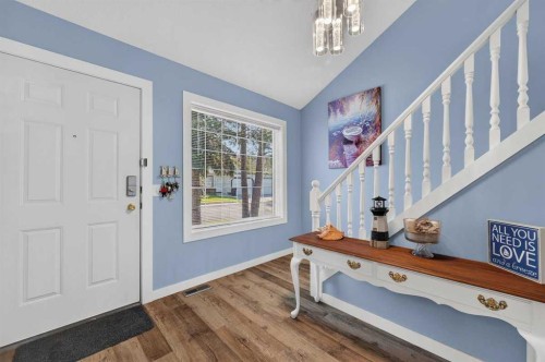 61 Somervale Point Sw, Calgary, AB - Indoor Photo Showing Other Room