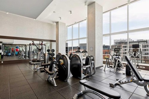 602-930 16 Avenue Sw, Calgary, AB - Indoor Photo Showing Gym Room