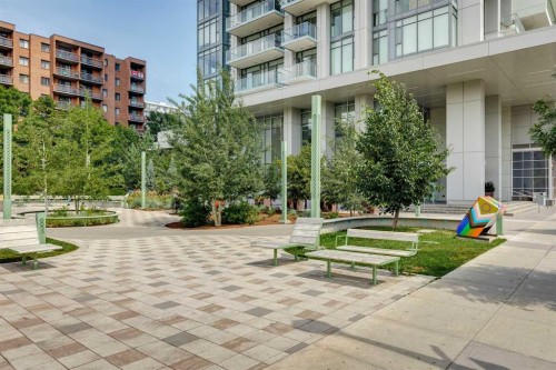 602-930 16 Avenue Sw, Calgary, AB - Outdoor