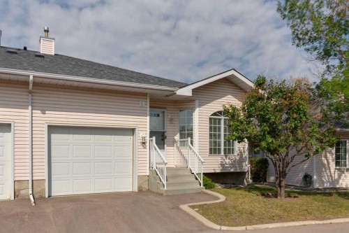 134 Hawkstone Manor Nw, Calgary, AB - Outdoor