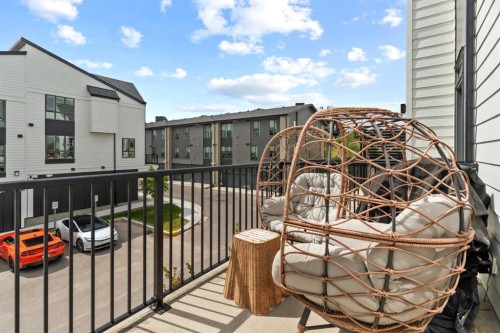 105 Sovereign Common Sw, Calgary, AB - Outdoor With Exterior