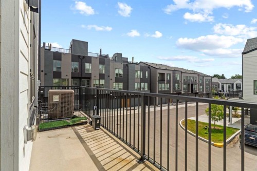 105 Sovereign Common Sw, Calgary, AB - Outdoor