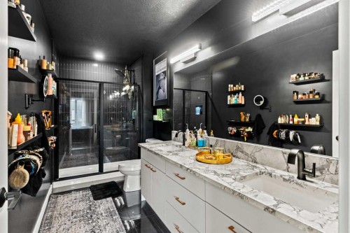 105 Sovereign Common Sw, Calgary, AB - Indoor