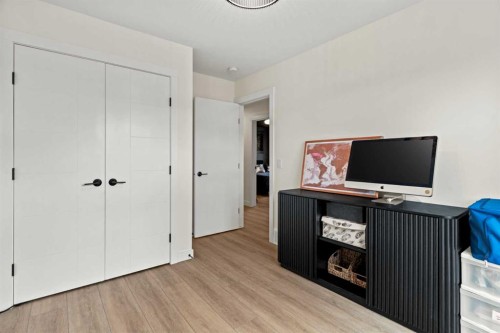 105 Sovereign Common Sw, Calgary, AB - Indoor