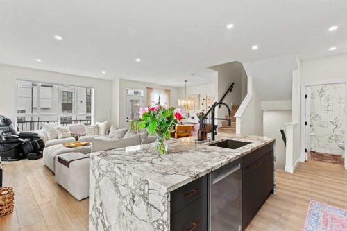 105 Sovereign Common Sw, Calgary, AB - Indoor