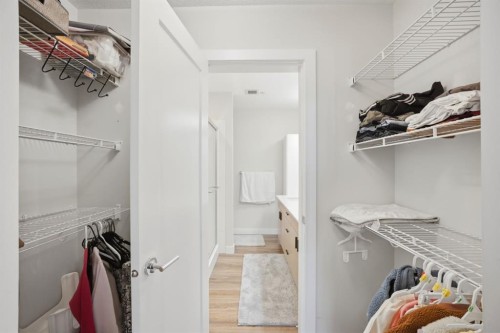 213-400 Auburn Meadows Common Se, Calgary, AB - Indoor With Storage