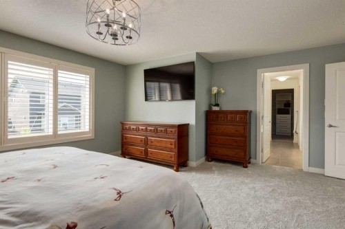 439 Canals Boulevard Sw, Airdrie, AB - Indoor Photo Showing Bedroom