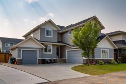 439 Canals Boulevard SWAirdrie, AB T4B 2N9