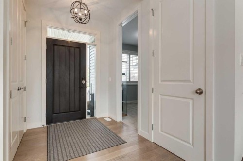 439 Canals Boulevard Sw, Airdrie, AB - Indoor Photo Showing Other Room