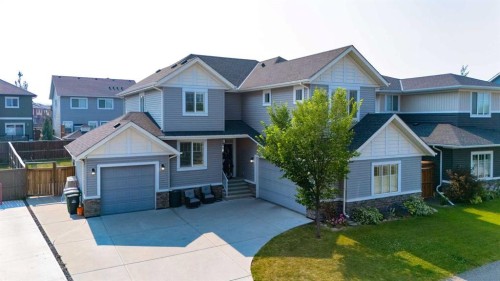 439 Canals Boulevard Sw, Airdrie, AB - Outdoor With Facade
