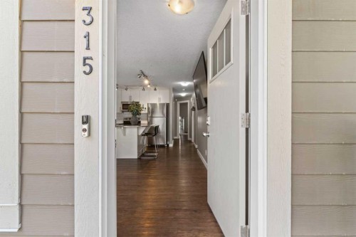 315 Cranford Walk Se, Calgary, AB - Indoor Photo Showing Other Room