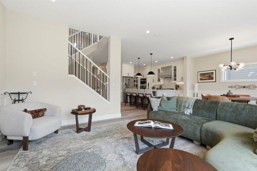 711 Mandalay Link, Carstairs, AB - Indoor Photo Showing Living Room