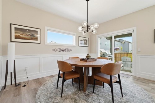 711 Mandalay Link, Carstairs, AB - Indoor Photo Showing Dining Room
