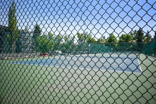 602-8948 Elbow Drive Sw, Calgary, AB - Indoor