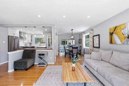 5008 Valiant Drive Nw, Calgary, AB 
