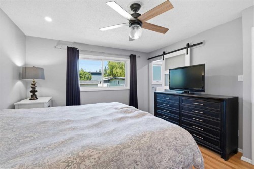 5008 Valiant Drive Nw, Calgary, AB 