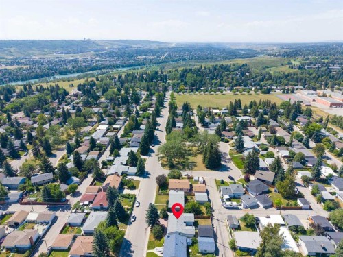 5008 Valiant Drive Nw, Calgary, AB 