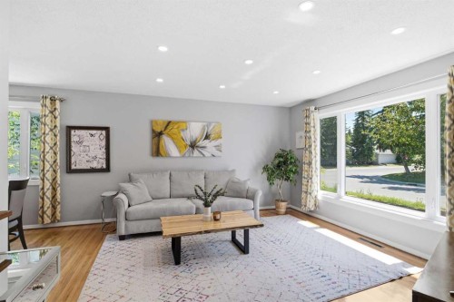 5008 Valiant Drive Nw, Calgary, AB 
