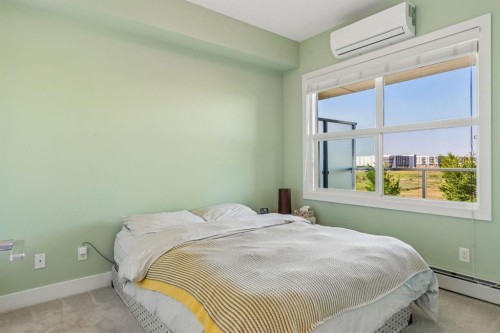 316-19661 40 Street Se, Calgary, AB - Indoor Photo Showing Bedroom