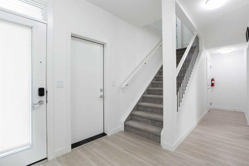 91 Copperhead Grove Se, Calgary, AB - Indoor Photo Showing Other Room