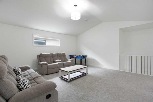 91 Copperhead Grove Se, Calgary, AB - Indoor