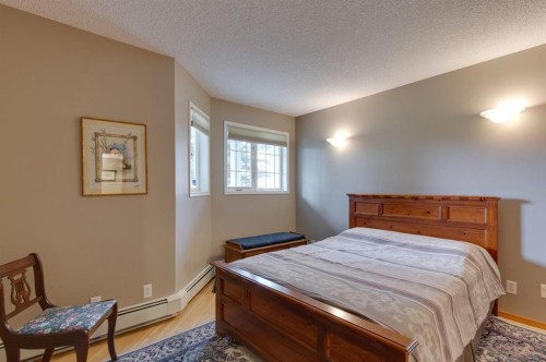 3109-3109 Hawksbrow Point Nw, Calgary, AB - Indoor Photo Showing Bedroom