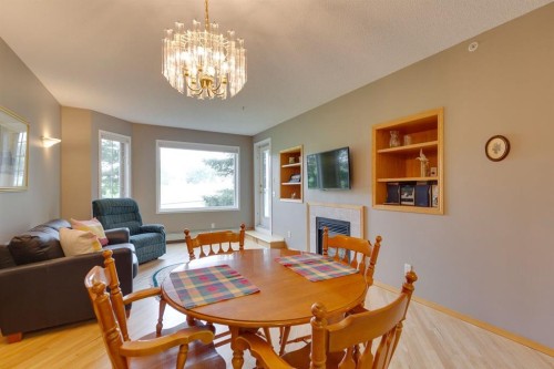 3109-3109 Hawksbrow Point Nw, Calgary, AB - Indoor Photo Showing Dining Room