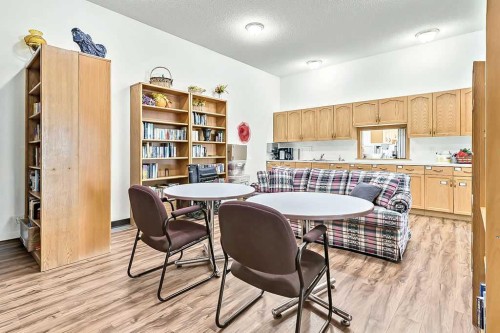 1103-1103 Hawksbrow Point Nw, Calgary, AB - Indoor