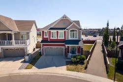 596 Windbrook Heights Airdrie, AB T4B 3V9