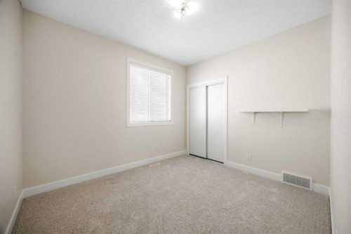 596 Windbrook Heights, Airdrie, AB - Indoor Photo Showing Other Room